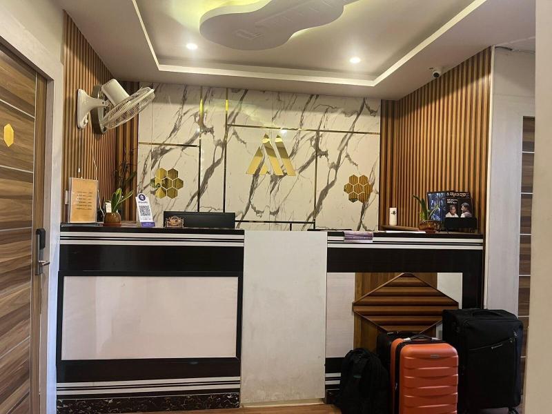 Avenue Suites image