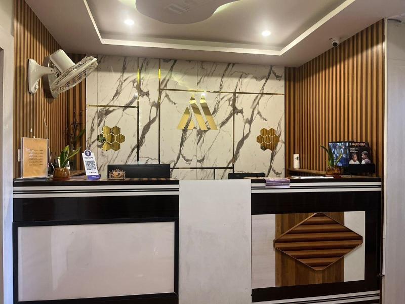 Avenue Suites image