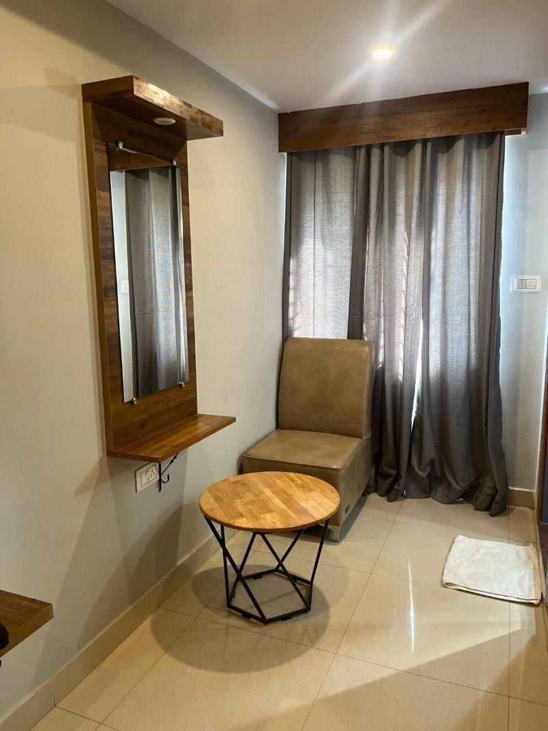 Avenue Suites image