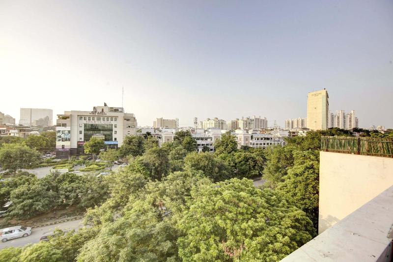 Saltstayz Select - Huda City Cente image