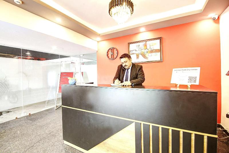 Saltstayz Select - Huda City Cente image
