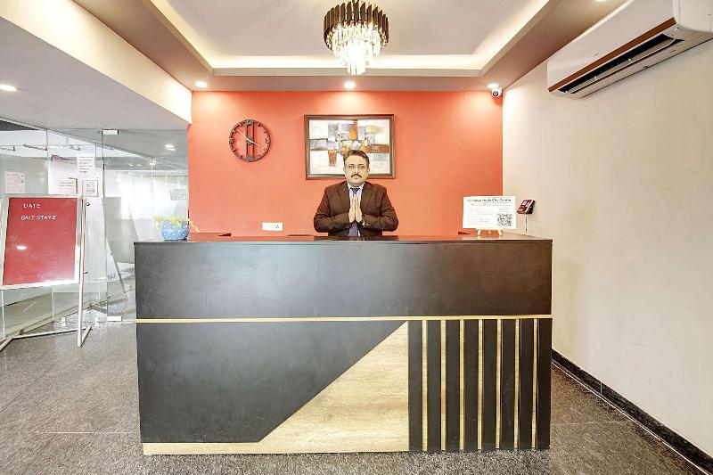 Saltstayz Select - Huda City Cente image