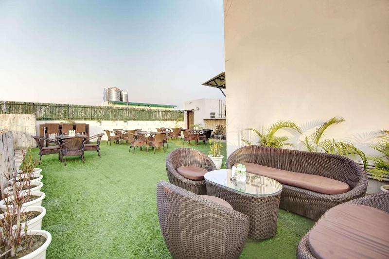 Saltstayz Select - Huda City Cente image