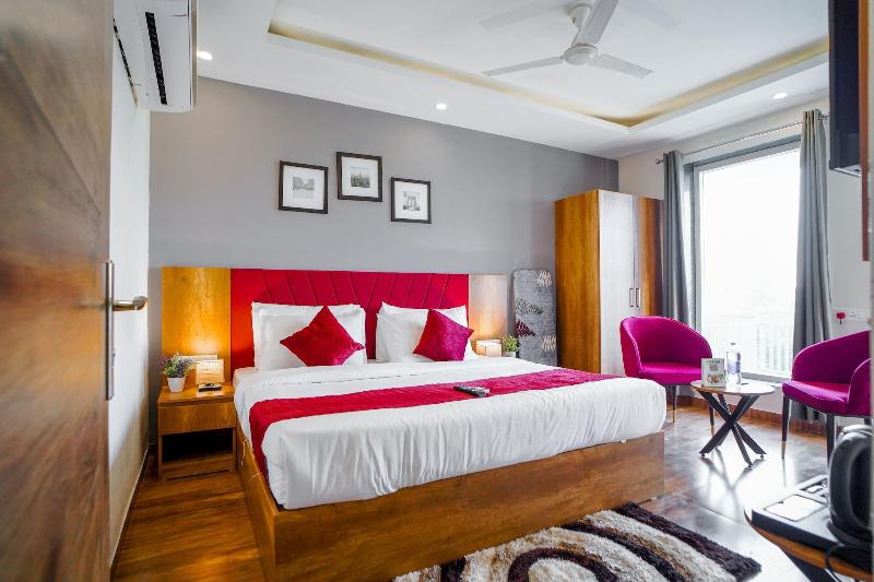 Saltstayz Select - Huda City Cente image