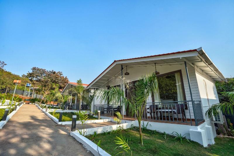 Amore Serenity Resort image
