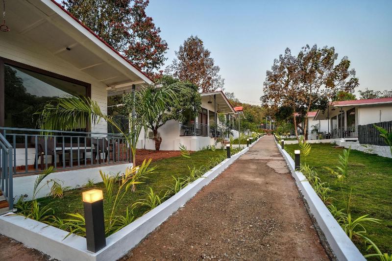 Amore Serenity Resort image