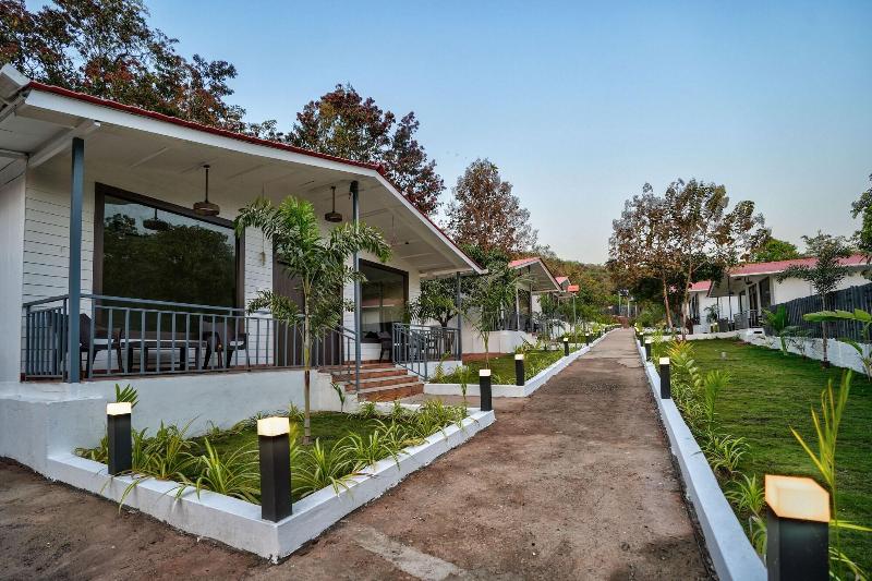 Amore Serenity Resort image