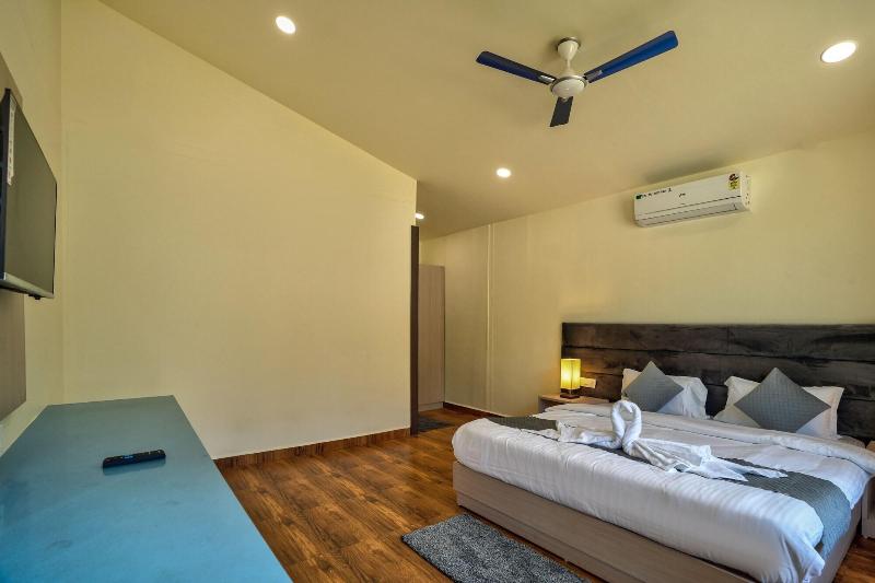 Amore Serenity Resort image