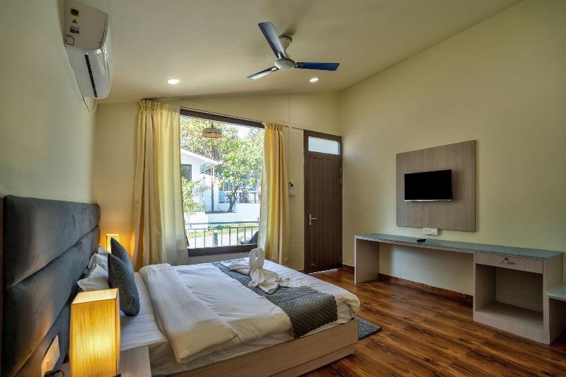 Amore Serenity Resort image
