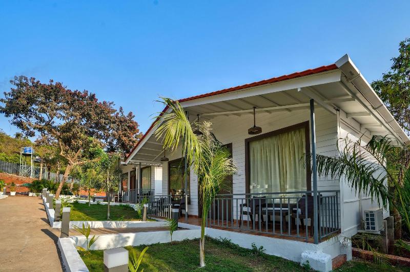 Amore Serenity Resort image
