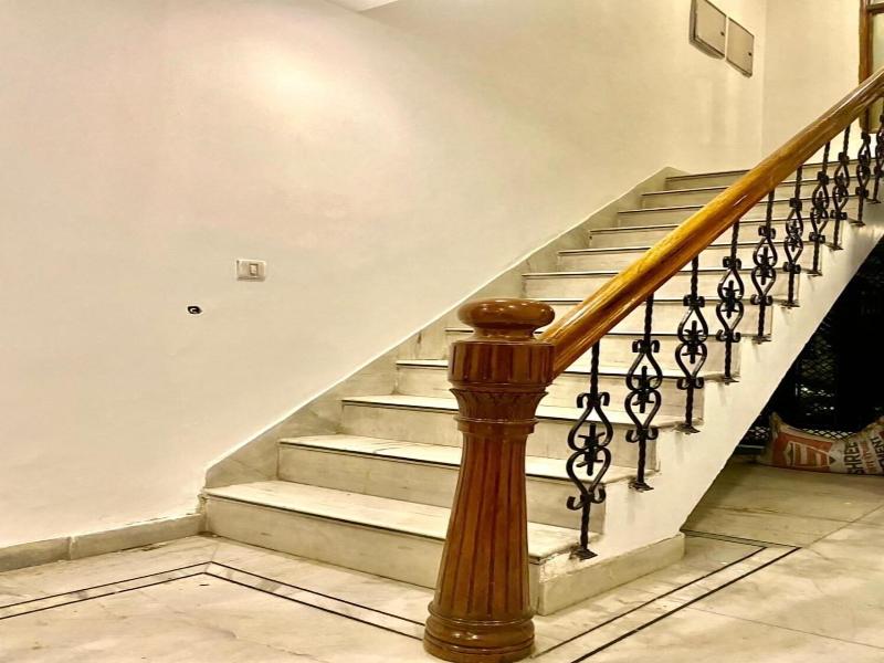 Hotel Om Plaza image