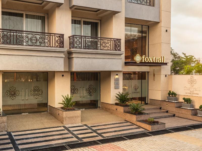 Foxtrail, Sector 42 - Am Hotel Kollection image