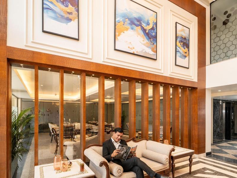 Foxtrail, Sector 42 - Am Hotel Kollection image