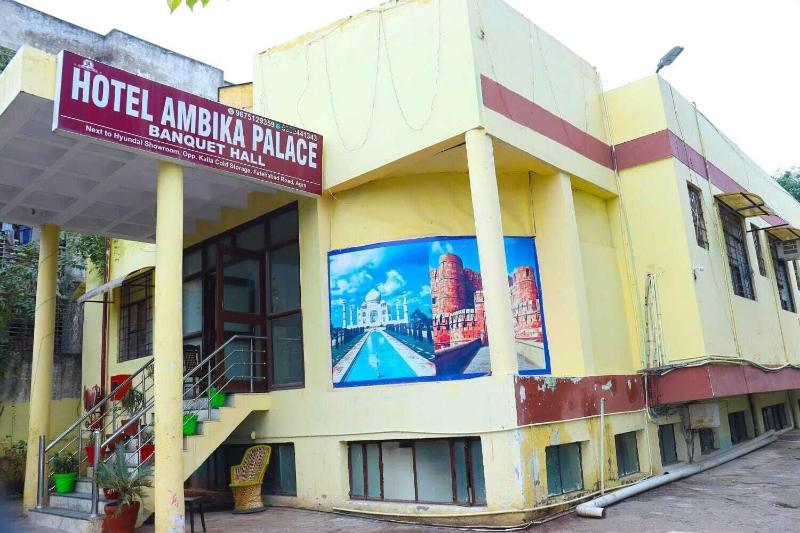 Hotel Ambika Palace By Shiwani Associate image