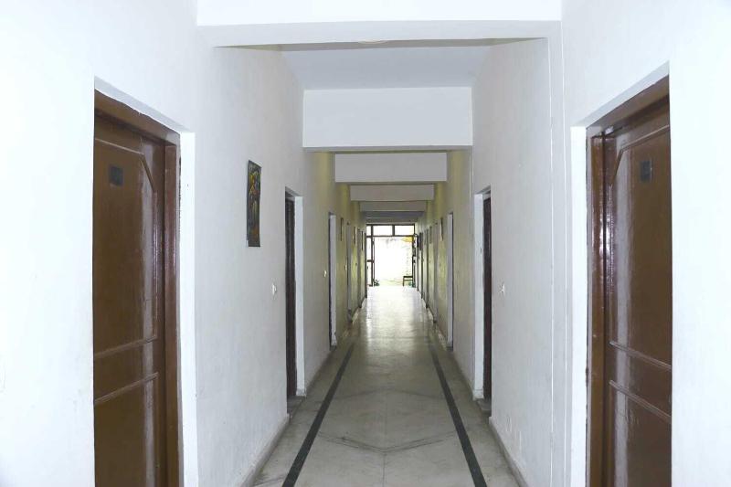 Hotel Ambika Palace By Shiwani Associate image