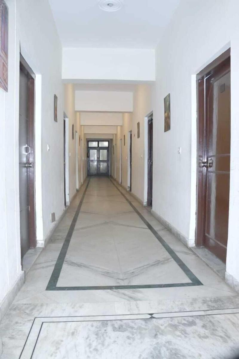 Hotel Ambika Palace By Shiwani Associate image