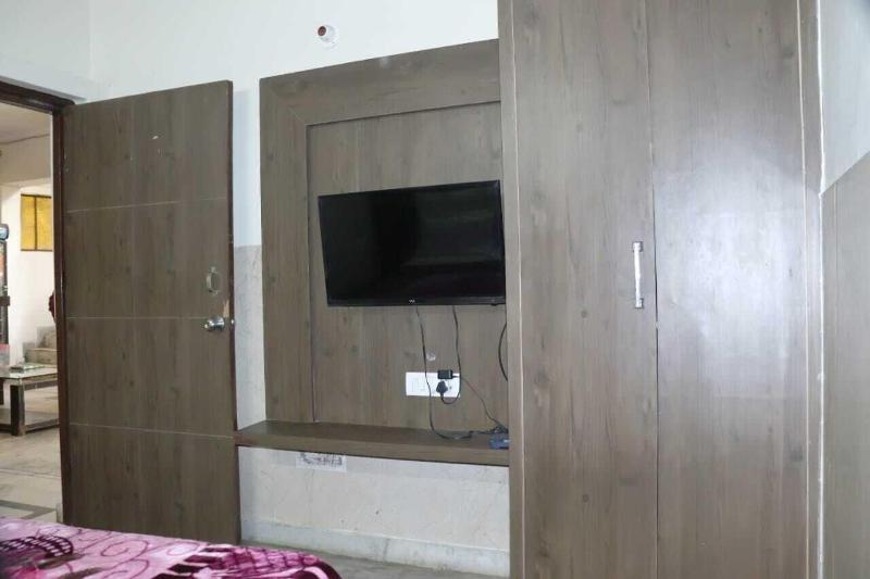 Hotel Ambika Palace By Shiwani Associate image