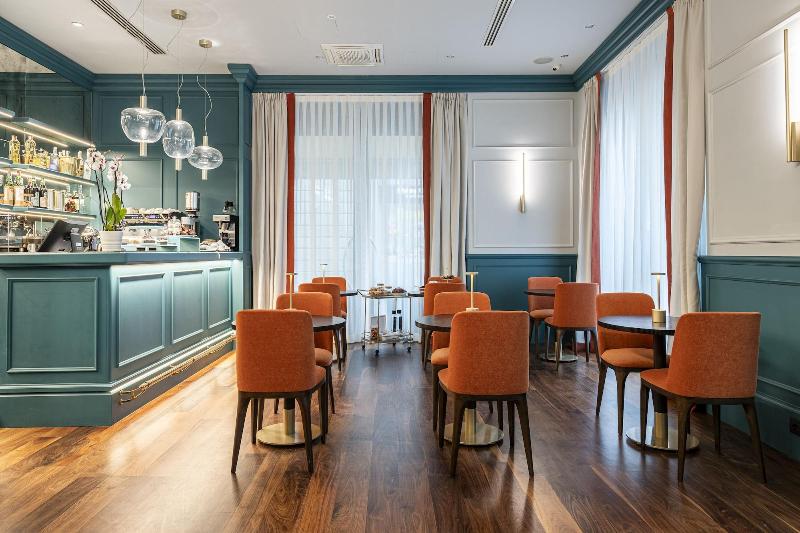 Glimpse Hotel image