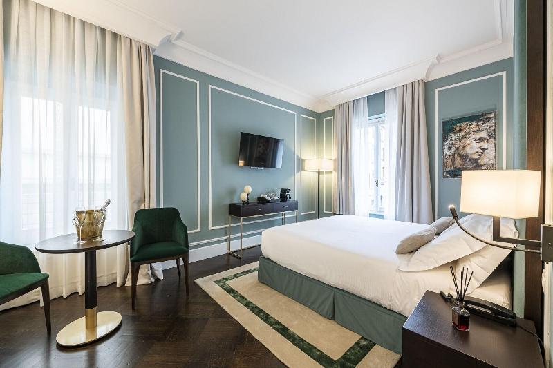 Glimpse Hotel image