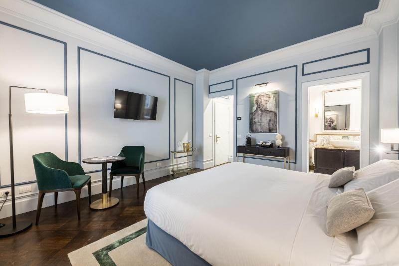 Glimpse Hotel image