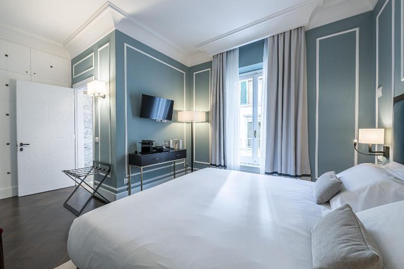 Glimpse Hotel image
