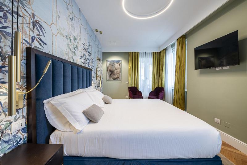 Glimpse Hotel image