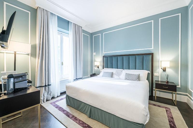 Glimpse Hotel image