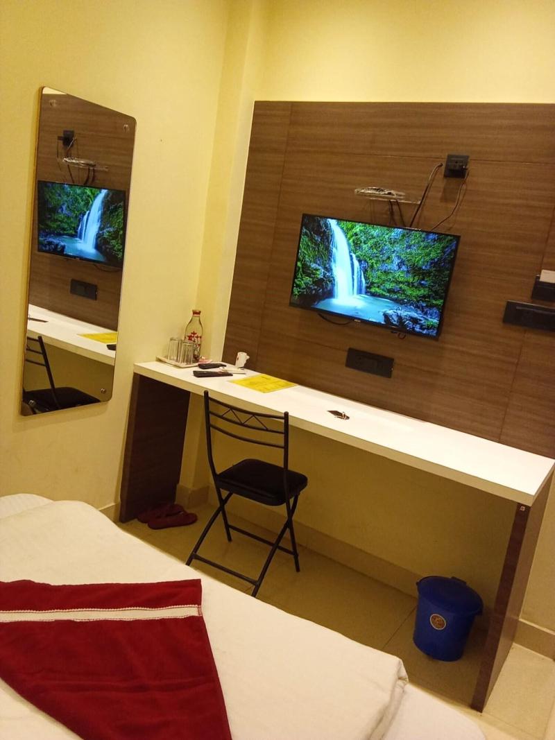 Hotel Skyking image