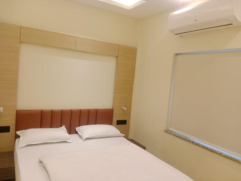 Hotel Skyking image