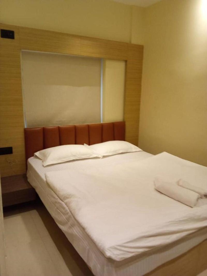 Hotel Skyking image