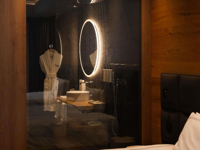 Swissôtel Damian Jasna image