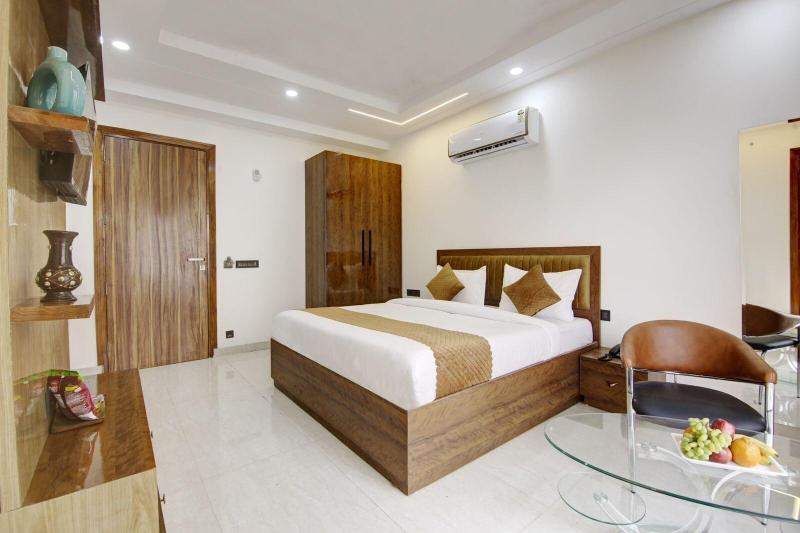 360 Degree Hotel Medicity image
