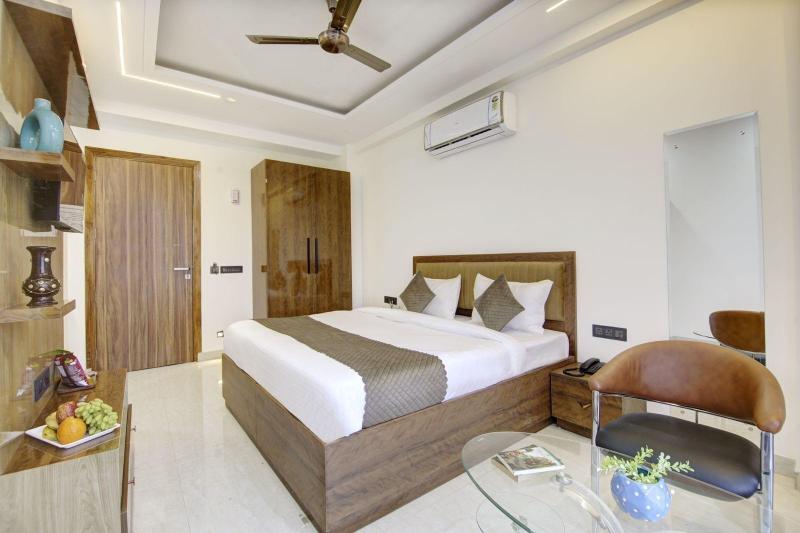 360 Degree Hotel Medicity image