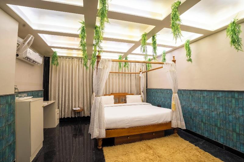 Orsom Stays -sector 42 Gurgaon image