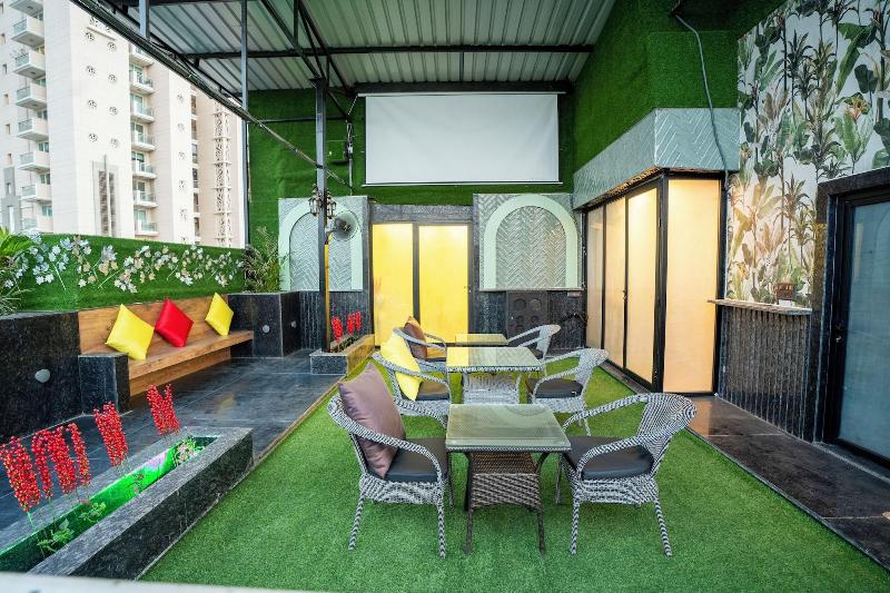 Orsom Stays -sector 42 Gurgaon image