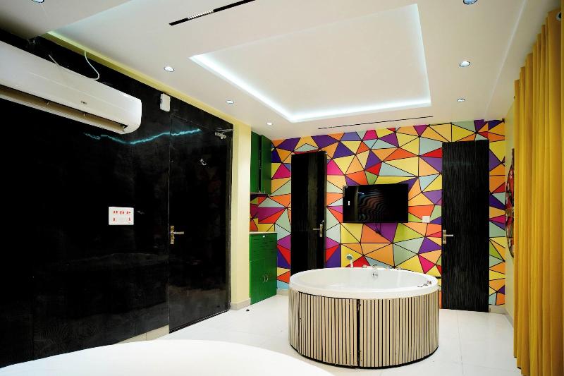 Orsom Stays -sector 42 Gurgaon image