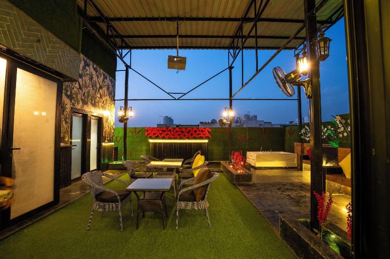 Orsom Stays -sector 42 Gurgaon image
