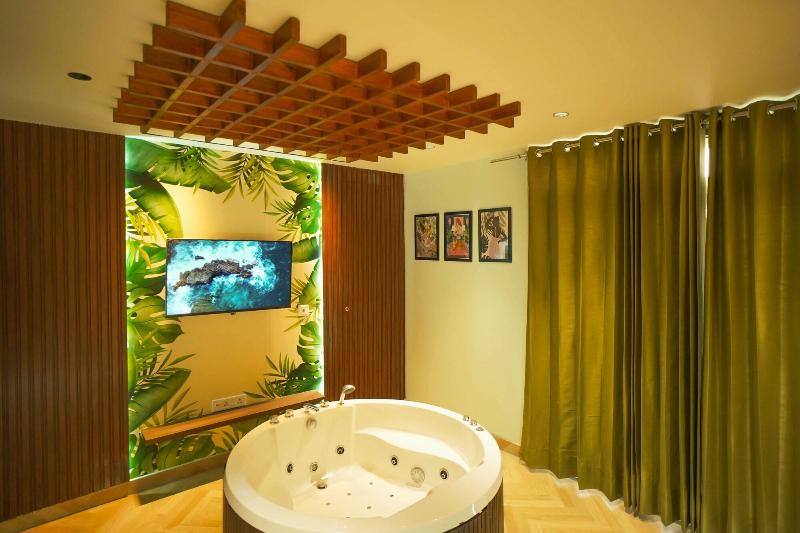 Orsom Stays -sector 42 Gurgaon image