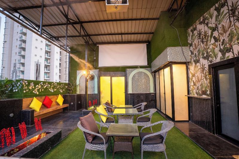 Orsom Stays -sector 42 Gurgaon image