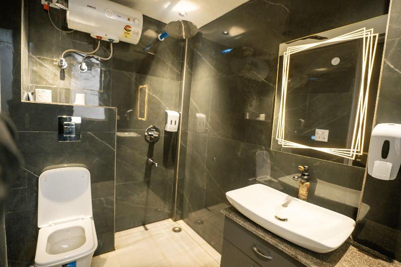 Orsom Stays -sector 42 Gurgaon image