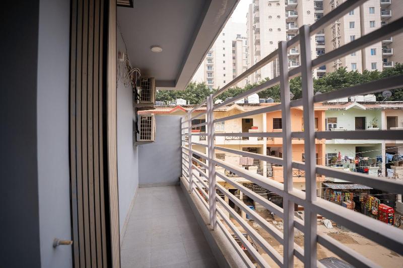 Orsom Stays -sector 42 Gurgaon image