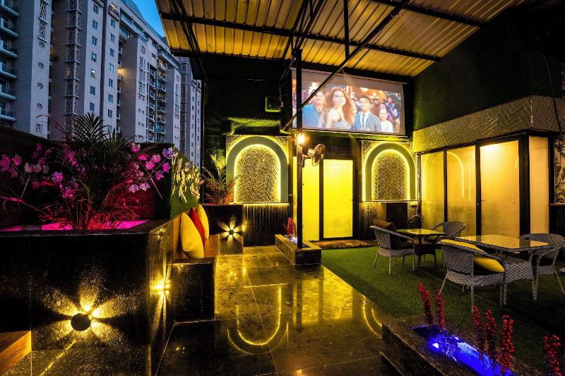 Orsom Stays -sector 42 Gurgaon image