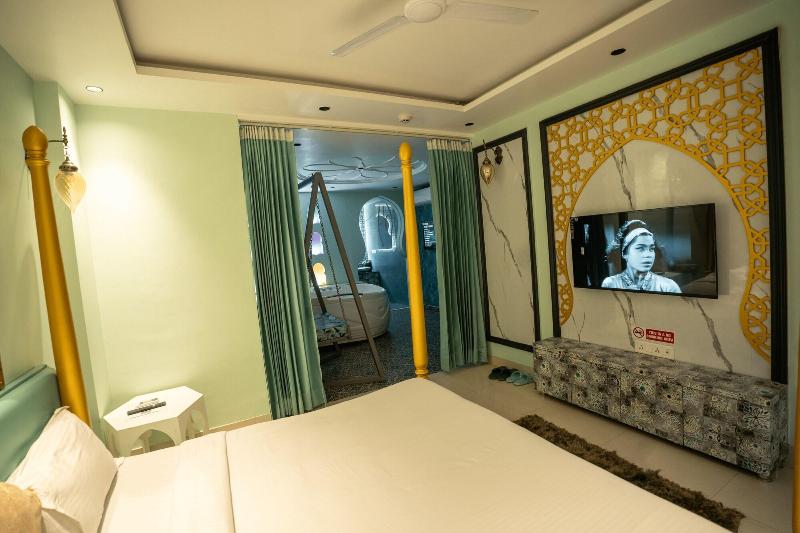 Orsom Stays -sector 42 Gurgaon image