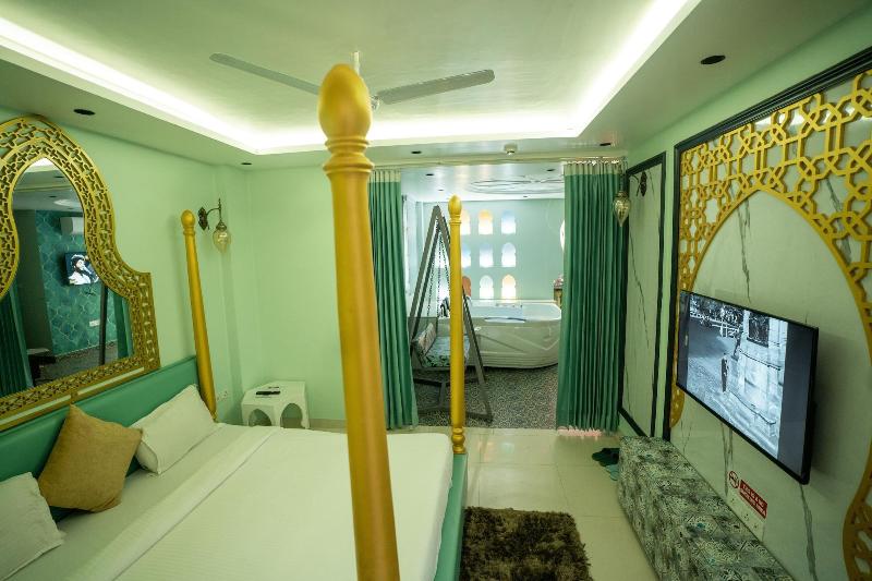 Orsom Stays -sector 42 Gurgaon image