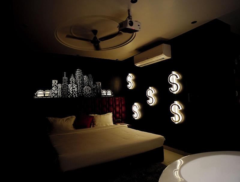 Orsom Stays -sector 42 Gurgaon image