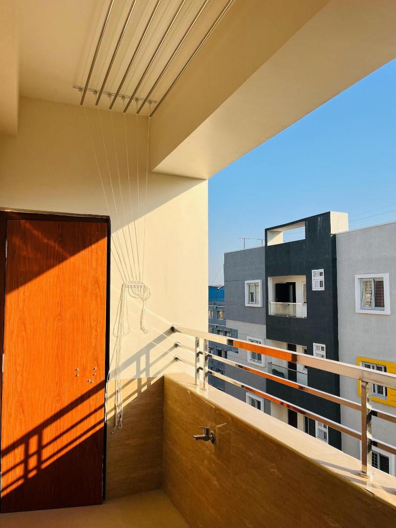 Viola Suites — view