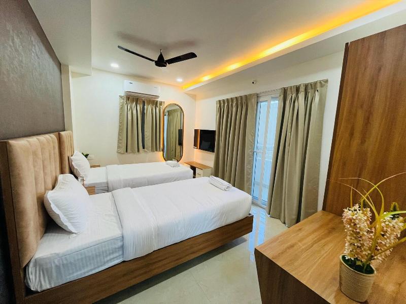 Viola Suites — view