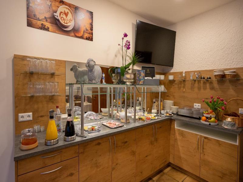 Hotel Lamm image