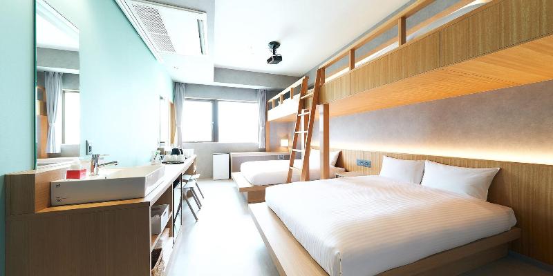 LACER OKINAWA NAHA TOMARIPORT image