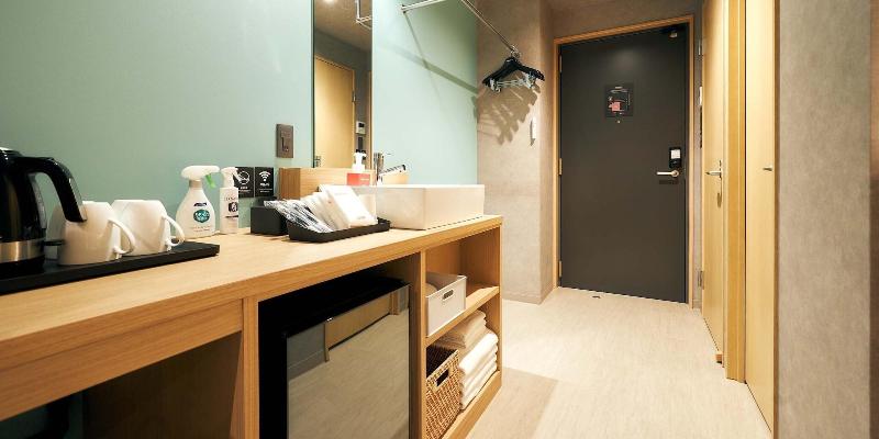 LACER OKINAWA NAHA TOMARIPORT image